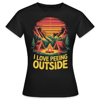 Camping Spruch - Ich liebe draußen zu pinkeln - Frauen T-Shirt - Schwarz - Vorne - AI Model Female 172 dark (172cm)