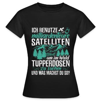 GPS-Schatzsuche - Frauen T-Shirt - Schwarz - Vorne - AI Model Female 172 dark (172cm)