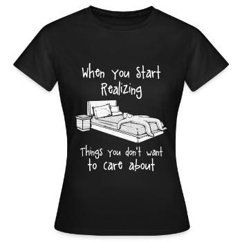 Triste "Quand vous commencez à réaliser des choses" - T-shirt Femme - noir - Devant - AI Model Female 172 dark (172cm)