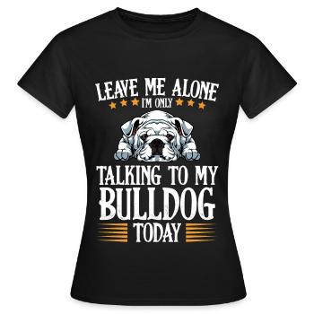 Bulldogge - Frauen T-Shirt - Schwarz - Vorne - AI Model Female 172 dark (172cm)