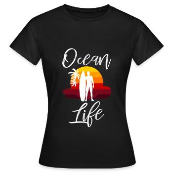 surfeur - T-shirt Femme - noir - Devant - AI Model Female 172 dark (172cm)