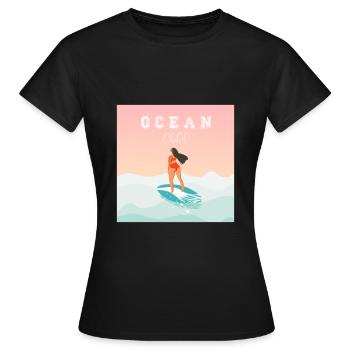 Ocean child t-shirt | Bestseller | - T-shirt Femme - noir - Devant - AI Model Female 172 dark (172cm)