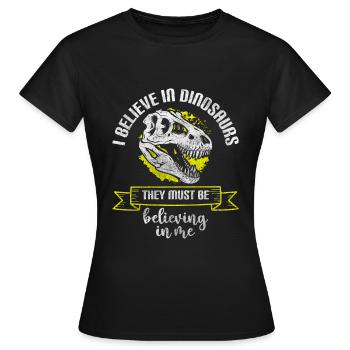 Dinosaurs Fossil Triceratops Cretaceous - Women's T-Shirt - black - Front - AI Model Female 172 dark (172cm)