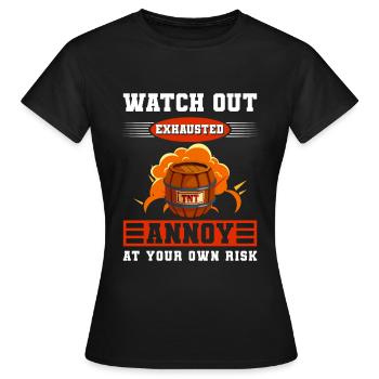Pyro Highlight Stadion - Frauen T-Shirt - Schwarz - Vorne - AI Model Female 172 dark (172cm)