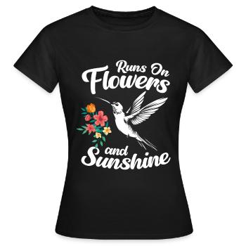 Vögel Tier Zauberei - Frauen T-Shirt - Schwarz - Vorne - AI Model Female 172 dark (172cm)