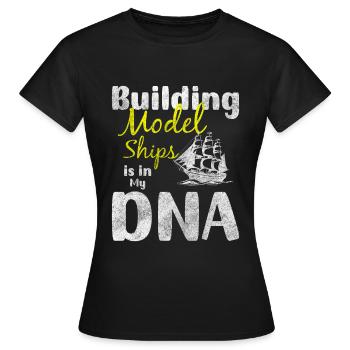 Maquette RC Skipper de bateau - T-shirt Femme - noir - Devant - AI Model Female 172 dark (172cm)