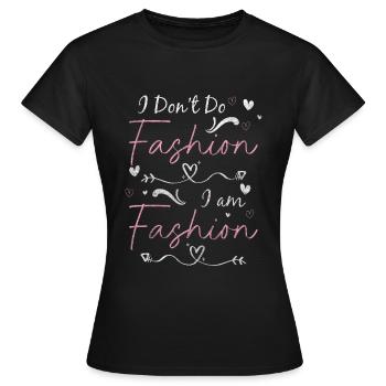 Défilé de mode Trendsetter - T-shirt Femme - noir - Devant - AI Model Female 172 dark (172cm)