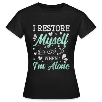 Introvertiert Geek Humor Alleinstehend - Frauen T-Shirt - Schwarz - Vorne - AI Model Female 172 dark (172cm)
