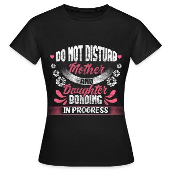 Mutter und Tochter Kindertag Mutterliebe - Frauen T-Shirt - Schwarz - Vorne - AI Model Female 172 dark (172cm)