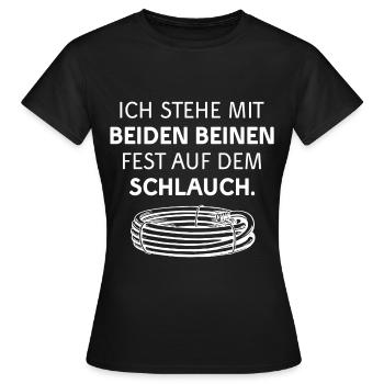 SCHLAUCH STEHEN LEBEN VERPEILT UNWISSEN GARTEN - Frauen T-Shirt - Schwarz - Vorne - AI Model Female 172 dark (172cm)