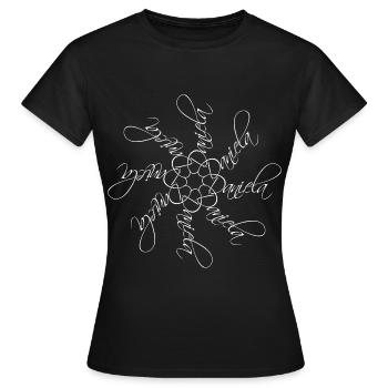 Daniela Name Namensmandala - Frauen T-Shirt - Schwarz - Vorne - AI Model Female 172 dark (172cm)