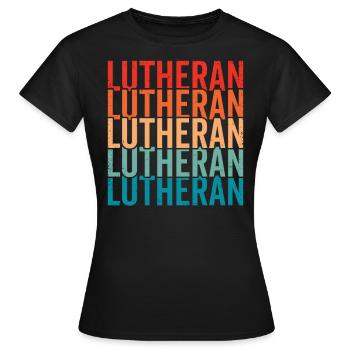 Confirmation de la religion rétro-luthérienne - T-shirt Femme - noir - Devant - AI Model Female 172 dark (172cm)