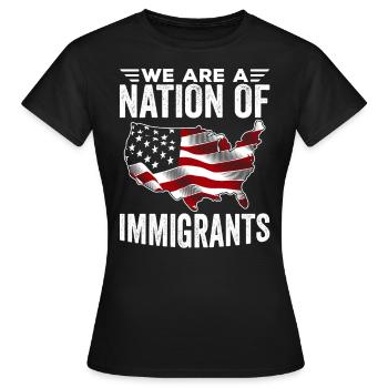 Immigrant Nation Amoureux de l’immigration - T-shirt Femme - noir - Devant - AI Model Female 172 dark (172cm)