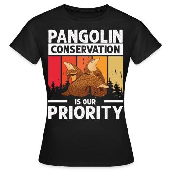 Pangolin-erhaltung, Pangolin-liebhaber, - Frauen T-Shirt - Schwarz - Vorne - AI Model Female 172 dark (172cm)