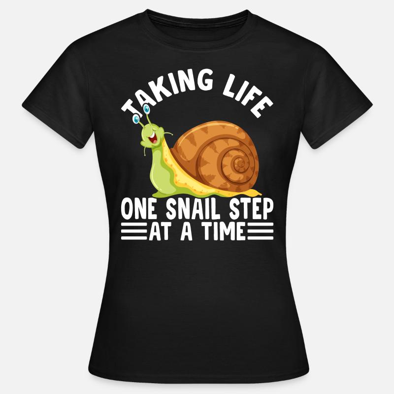 Snail lovers A snail's step - Women's T-Shirt - black