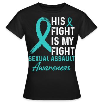 Son combat contre les agressions sexuelles - T-shirt Femme - noir - Devant - AI Model Female 172 dark (172cm)