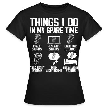 Storm Chaser Tornado Chasing Funny Twister Chasers - T-shirt Femme - noir - Devant - AI Model Female 172 dark (172cm)