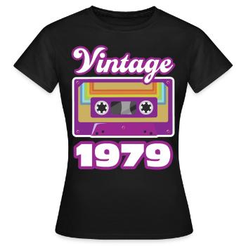 1979 Jahrgang Baujahr Geburtstagsgeschenk - Frauen T-Shirt - Schwarz - Vorne - AI Model Female 172 dark (172cm)