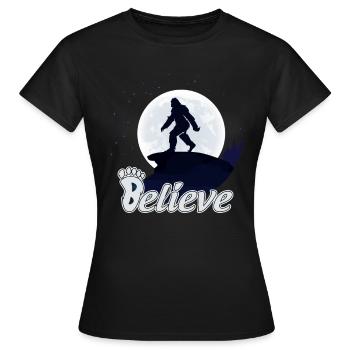 Big Foot Moon Believe - T-shirt Femme - noir - Devant - AI Model Female 172 dark (172cm)