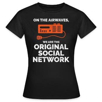 Opérateur radioamateur amateur réseau social d’origine - T-shirt Femme - noir - Devant - AI Model Female 172 dark (172cm)