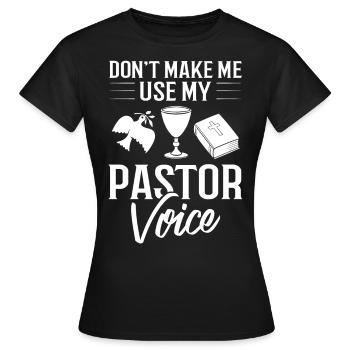 Pasteur Église Ministre Christ Spirituel Jésus - T-shirt Femme - noir - Devant - AI Model Female 172 dark (172cm)