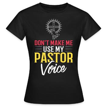 Pasteur Église Ministre Christ Spirituel Jésus - T-shirt Femme - noir - Devant - AI Model Female 172 dark (172cm)