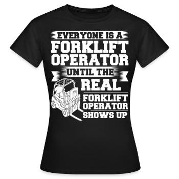 Conducteur de chariot élévateur Élévateur - T-shirt Femme - noir - Devant - AI Model Female 172 dark (172cm)