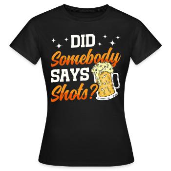 Crawled Pub Crawl Boire de l’alcool - T-shirt Femme - noir - Devant - AI Model Female 172 dark (172cm)