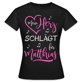 Mein Herz schlägt für Matthias - Frauen T-Shirt - Schwarz - Vorne - AI Model Female 172 dark (172cm)