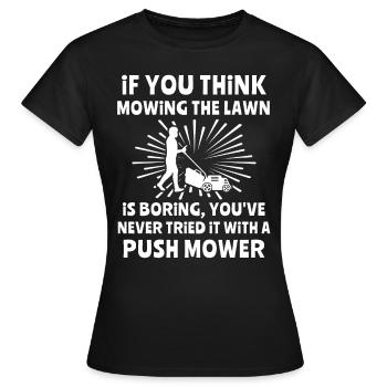 Tondre la pelouse - T-shirt Femme - noir - Devant - AI Model Female 172 dark (172cm)