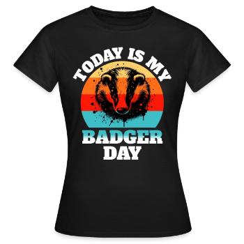 Honigdachs Sprüche - Frauen T-Shirt - Schwarz - Vorne - AI Model Female 172 dark (172cm)