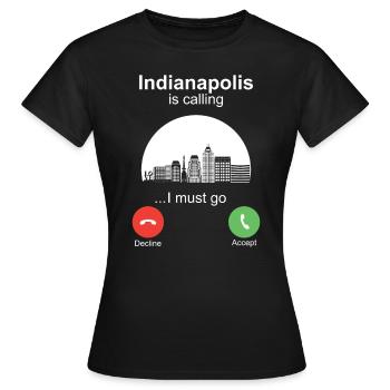 Indianapolis vous appelle - T-shirt Femme - noir - Devant - AI Model Female 172 dark (172cm)