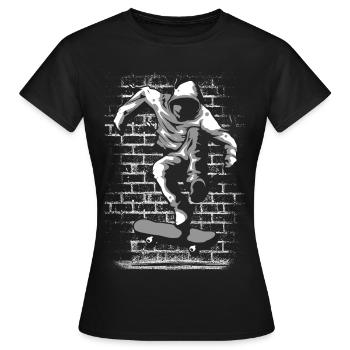 Skate | Skater | Skateboard | Skaten - Frauen T-Shirt - Schwarz - Vorne - AI Model Female 172 dark (172cm)