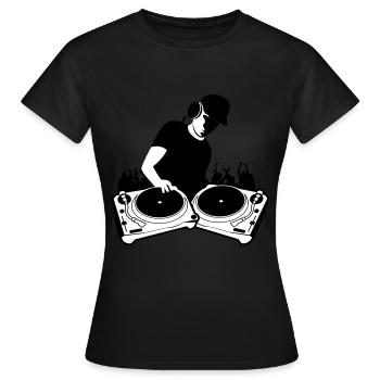 DJ mit Turntables - Frauen T-Shirt - Schwarz - Vorne - AI Model Female 172 dark (172cm)