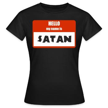 Gruseliges Halloween-Namensschild mit - Frauen T-Shirt - Schwarz - Vorne - AI Model Female 172 dark (172cm)