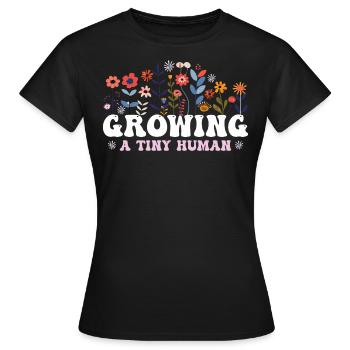 Anbau einer winzigen menschlichen Boho-Blume Blumenschwanger - Frauen T-Shirt - Schwarz - Vorne - AI Model Female 172 dark (172cm)
