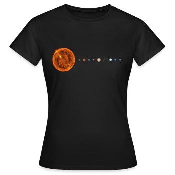 Sonnenplanet-Galaxie - Frauen T-Shirt - Schwarz - Vorne - AI Model Female 172 dark (172cm)