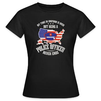 4. Juli Polizist Zeit in Uniform vorbei - Frauen T-Shirt - Schwarz - Vorne - AI Model Female 172 dark (172cm)