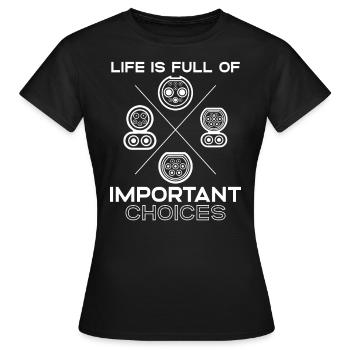 Prise pour véhicule électrique Chargement du - T-shirt Femme - noir - Devant - AI Model Female 172 dark (172cm)