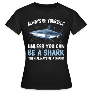 Requin, Océan, Requin tigre, Animal, Poisson - T-shirt Femme - noir - Devant - AI Model Female 172 dark (172cm)