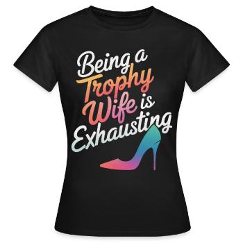 Frau Ehefrau Partnerin Familie Verheiratet - Frauen T-Shirt - Schwarz - Vorne - AI Model Female 172 dark (172cm)