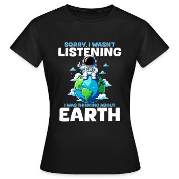 Planète Terre - T-shirt Femme - noir - Devant - AI Model Female 172 dark (172cm)