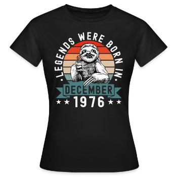 Legends Were Born In Dezember 1976 Faultier Sloth - Frauen T-Shirt - Schwarz - Vorne - AI Model Female 172 dark (172cm)