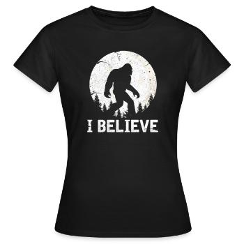 Bigfoot - T-shirt Femme - noir - Devant - AI Model Female 172 dark (172cm)