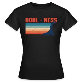 Cool - Ness - Loch Ness Nessie Monster - Frauen T-Shirt - Schwarz - Vorne - AI Model Female 172 dark (172cm)