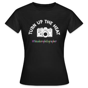 Newborn Photographer Baby Photography Saying - Women's T-Shirt - black - Front - AI Model Female 172 dark (172cm)