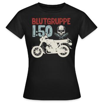 Blutgruppe 1:50 Ostalgie Moped Motorrad DDR Simmi - Frauen T-Shirt - Schwarz - Vorne - AI Model Female 172 dark (172cm)