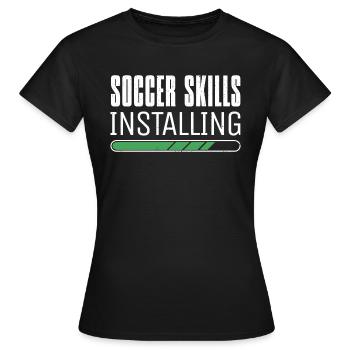 Fußball Skills Fußballtrainer Fußballer - Frauen T-Shirt - Schwarz - Vorne - AI Model Female 172 dark (172cm)
