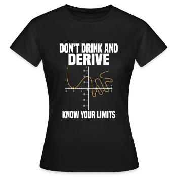 Mathematik - Frauen T-Shirt - Schwarz - Vorne - AI Model Female 172 dark (172cm)