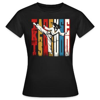 Artiste martial dynamique de taekwondo à coup élevé - T-shirt Femme - noir - Devant - AI Model Female 172 dark (172cm)